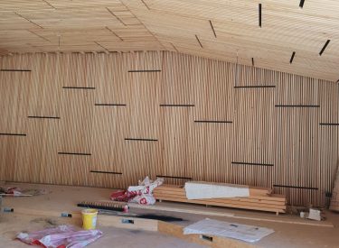 Montaz drevenych obkladov a podhladov 23